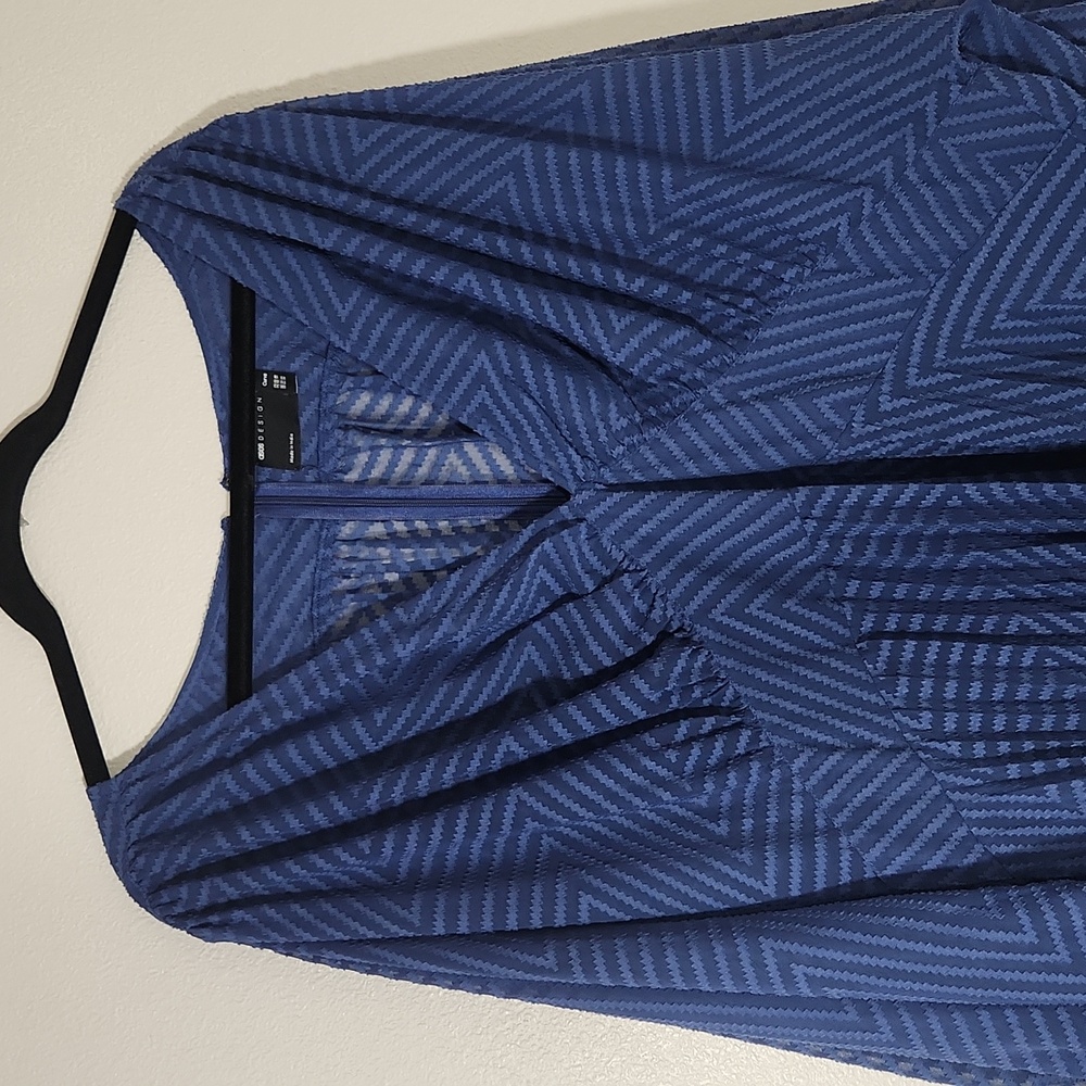 ASOS DESIGN Pleated Chevron Batwing Sheer Midi Dress Size 18 - Picture 3 of 10